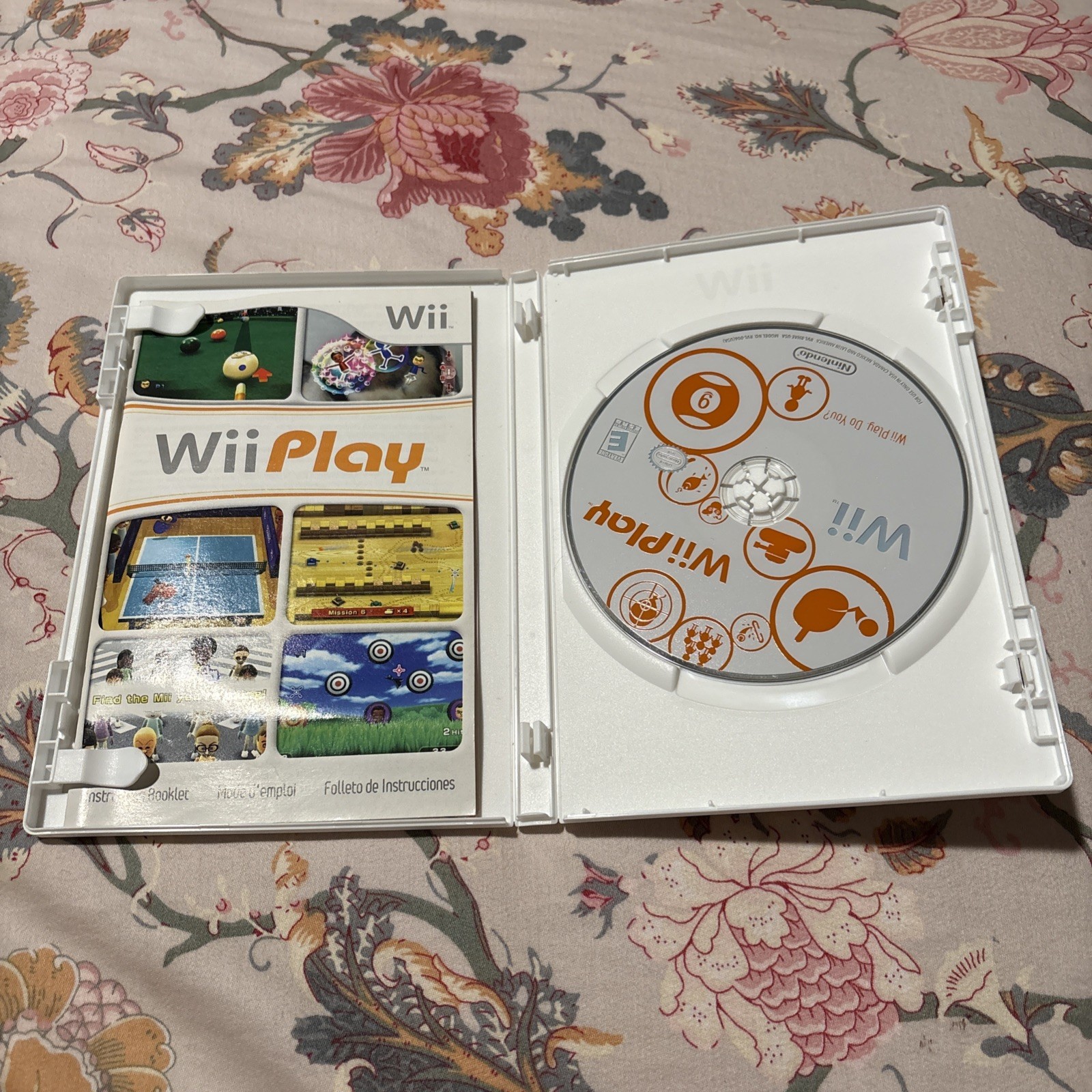 Wii Play Nintendo Wii Sports Game Disc, Case and Manual!