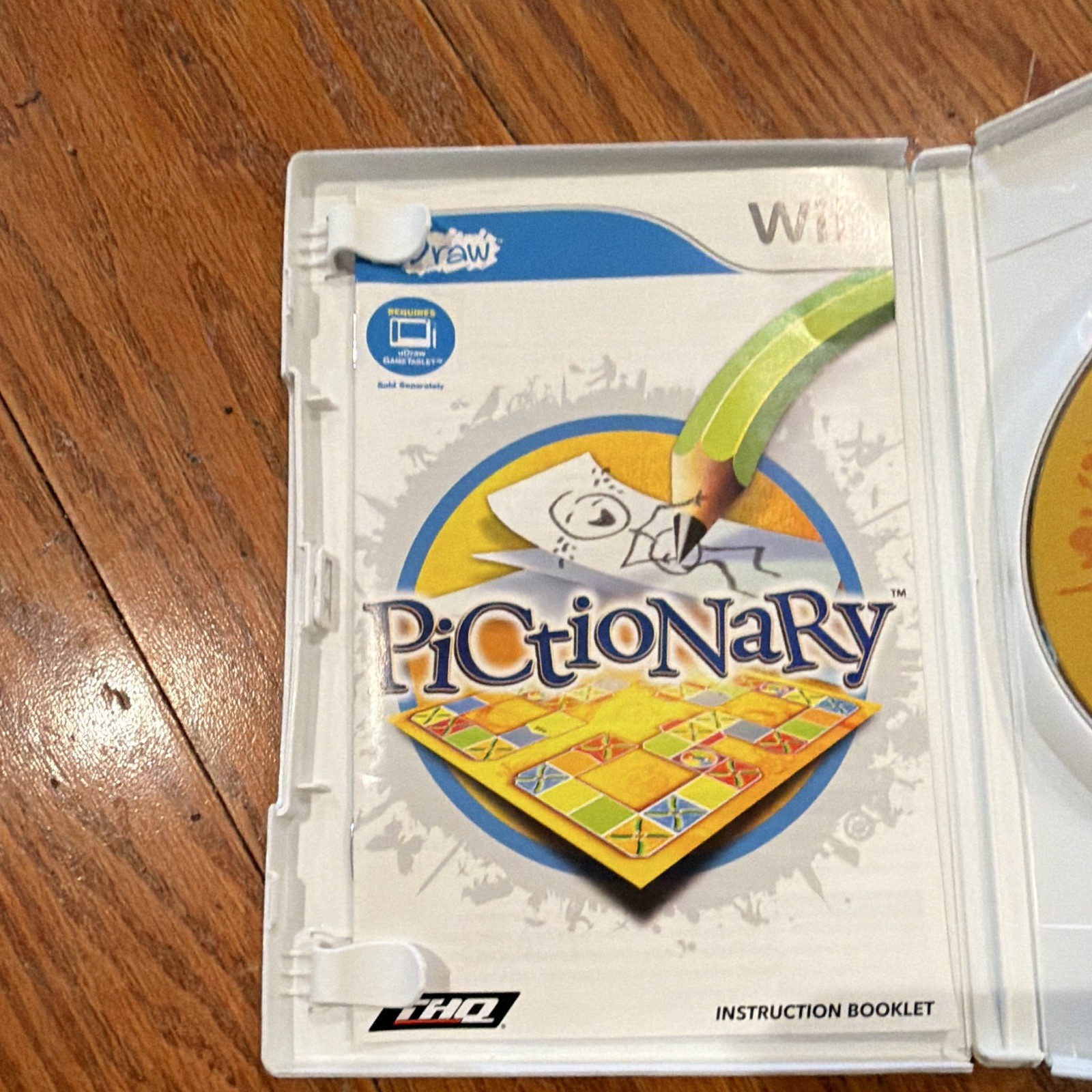 THQ Pictionary (Nintendo Wii) w/ Manual Board Game Family/Kids E-Everyone 2010
