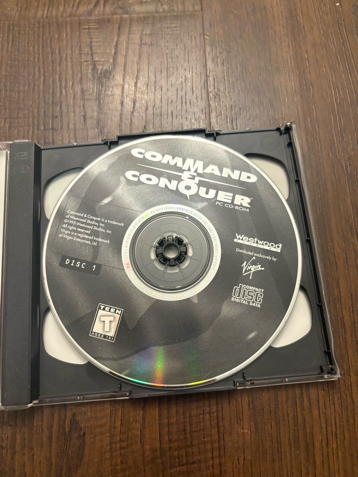 Command & Conquer PC Game 2 Disc Set Vintage 1995 1996 CD-Rom Westwood Studios