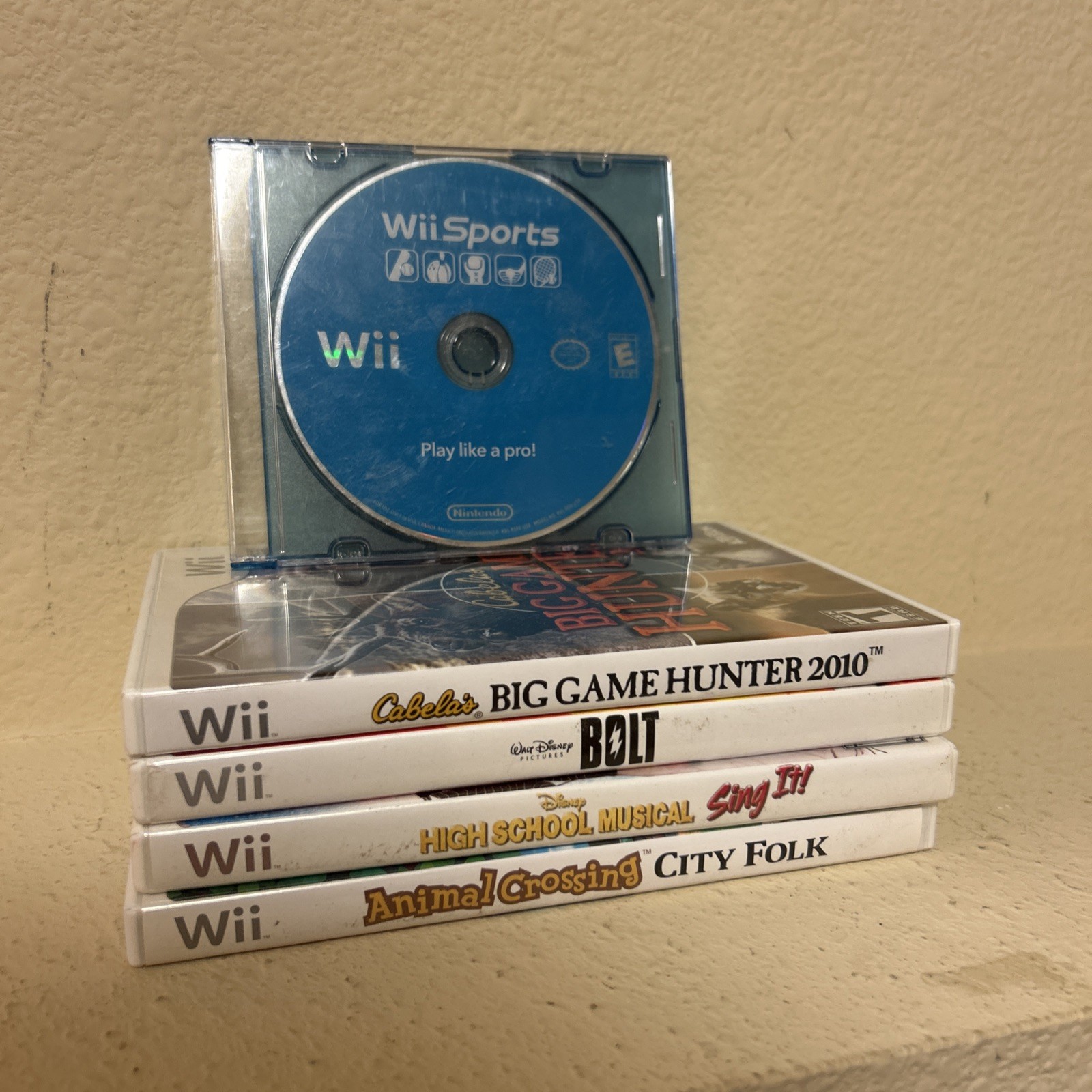 Nintendo Wii Sports Games Bundle Lot Various Titles Lot of 10 Animal Crossing