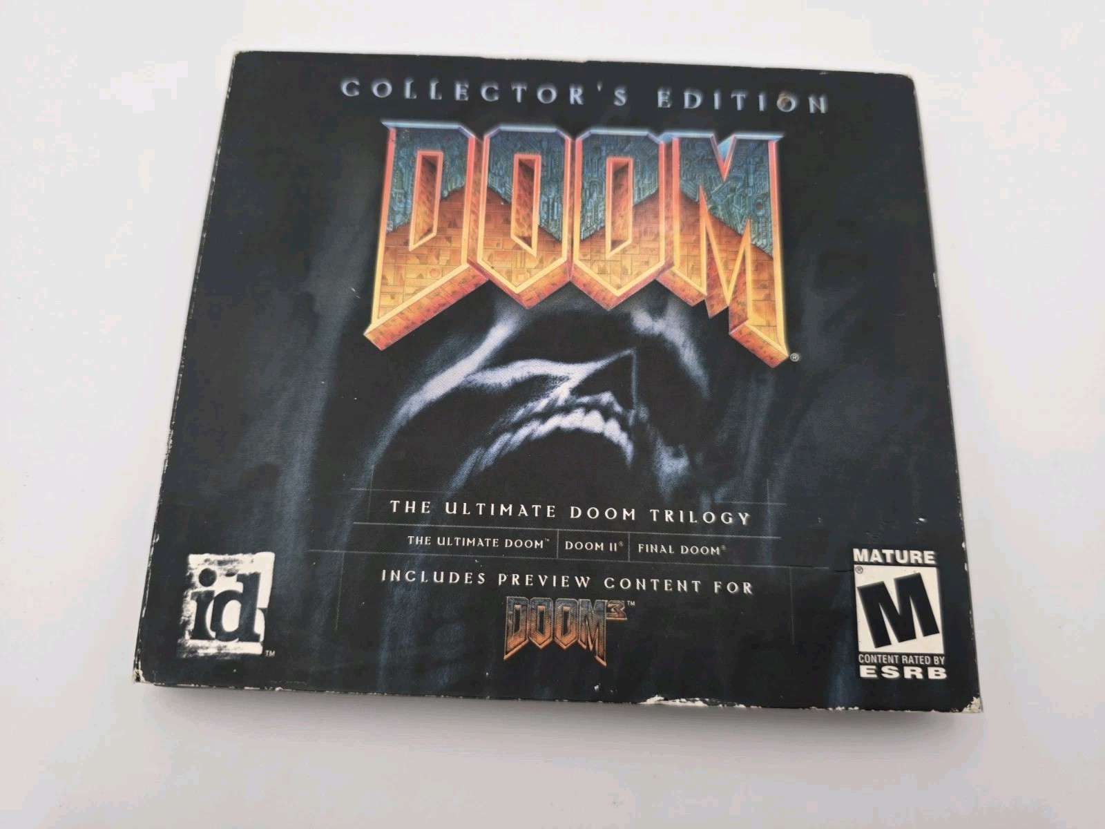 Collector’s Edition DOOM The Ultimate DOOM Trilogy 2003 Windows PC Computer Game